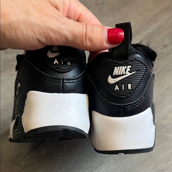 Nike Kids Black and White Air Max Sneakers - Picture 6 of 7